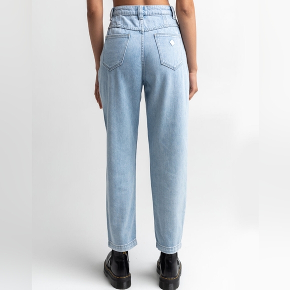 Abrand High Waisted Miami Taper Jean's Size 28/ EU 10 - Picture 3 of 14